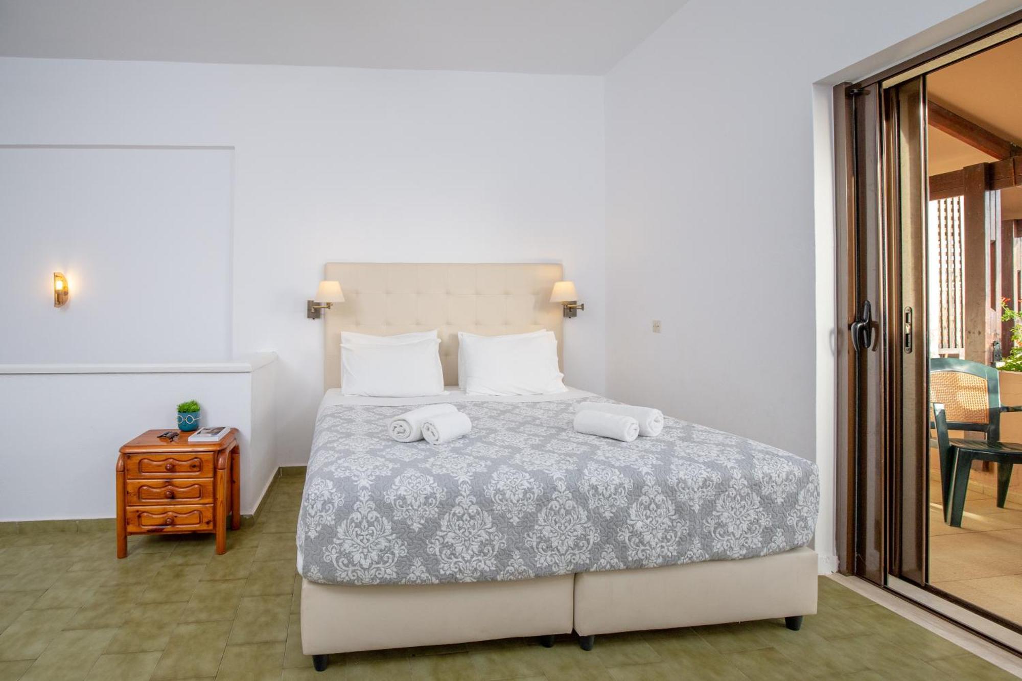 Ferma Solaris Apartments Agia Fotia  Buitenkant foto