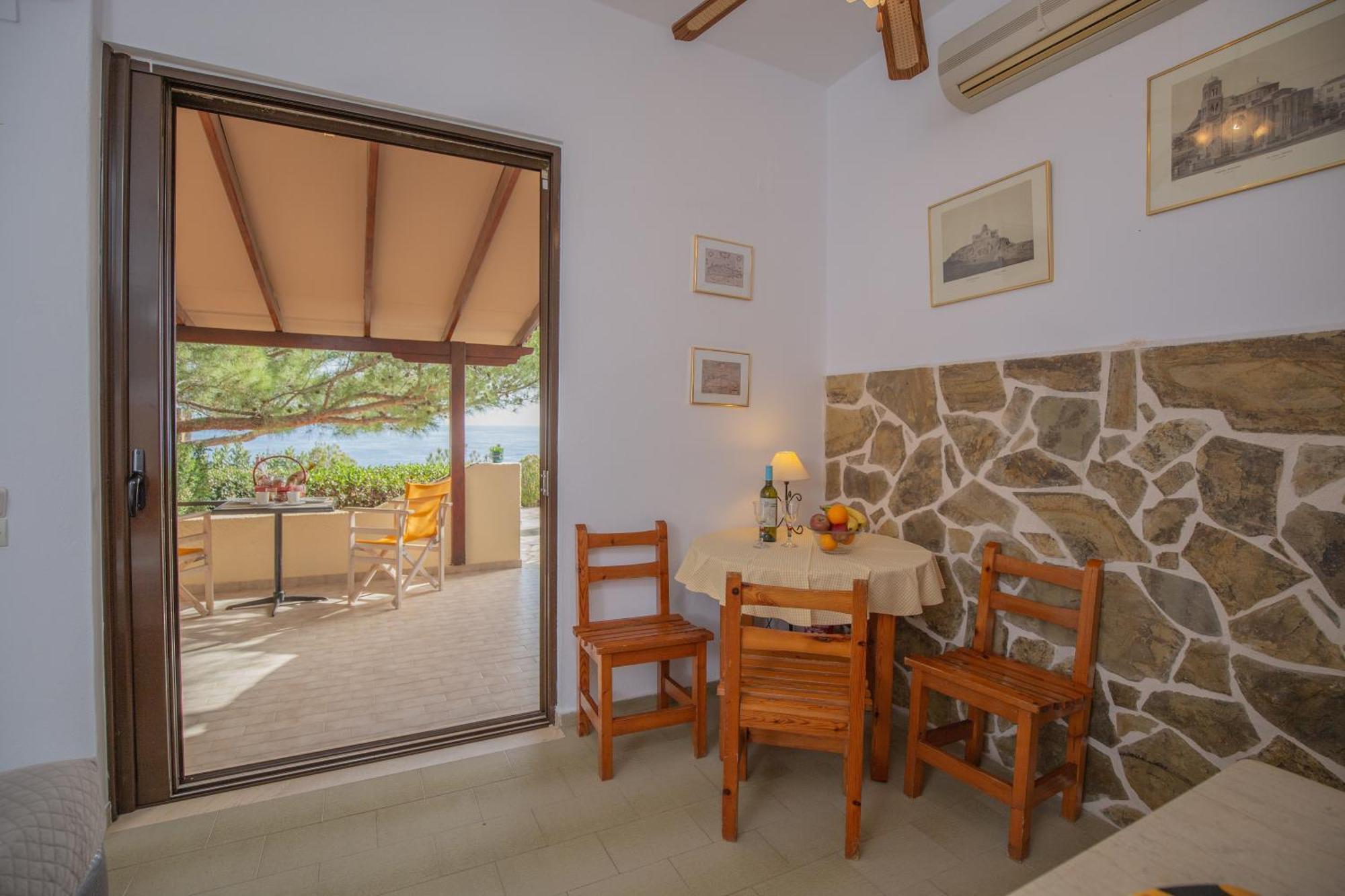 Ferma Solaris Apartments Agia Fotia  Buitenkant foto