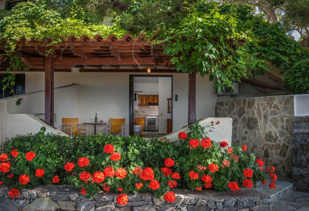 Ferma Solaris Apartments Agia Fotia  Buitenkant foto